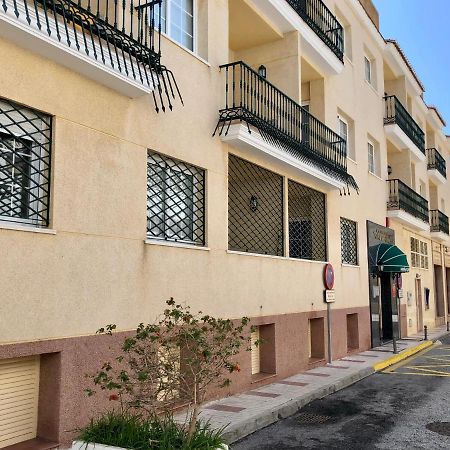Apartamentos Nina De Oro Torremolinos Kültér fotó