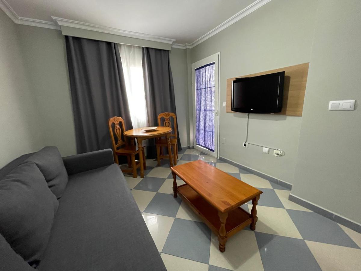 Apartamentos Nina De Oro Torremolinos Kültér fotó