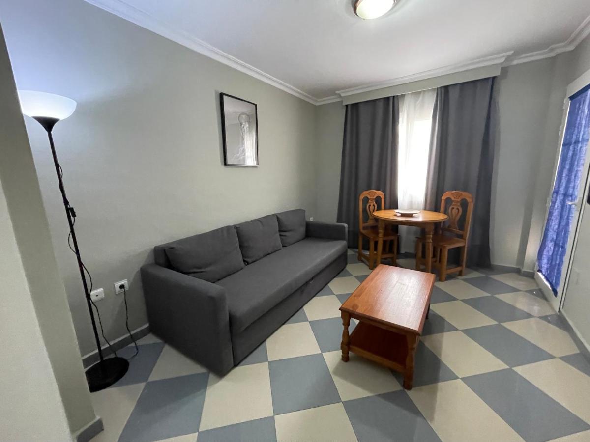 Apartamentos Nina De Oro Torremolinos Kültér fotó