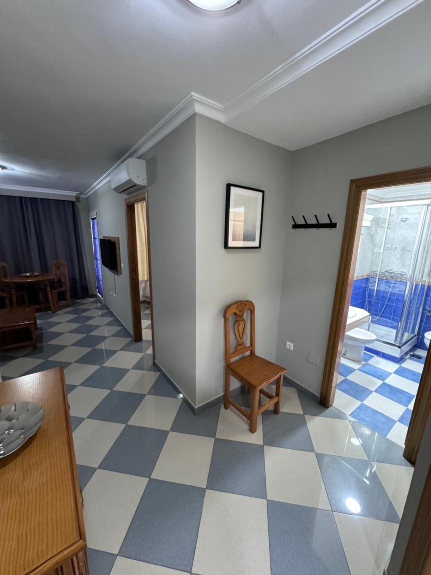 Apartamentos Nina De Oro Torremolinos Kültér fotó