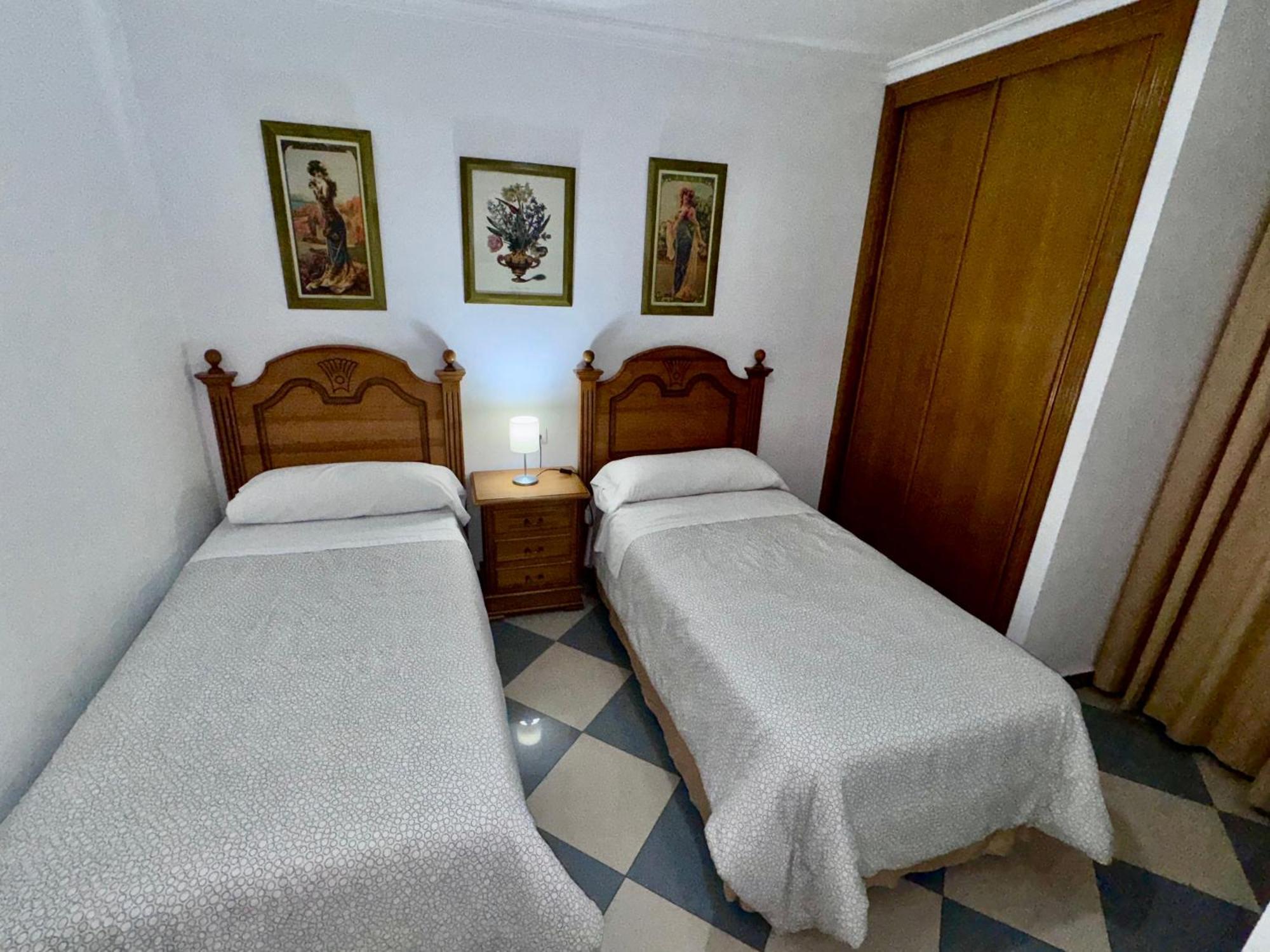 Apartamentos Nina De Oro Torremolinos Kültér fotó